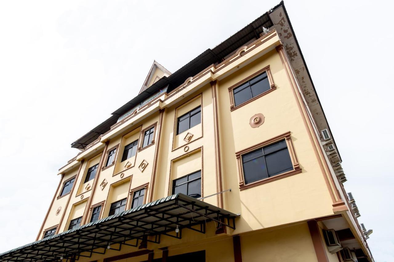 Oyo 1364 Pondok Wisata Istana XI Medan Eksteriør bilde